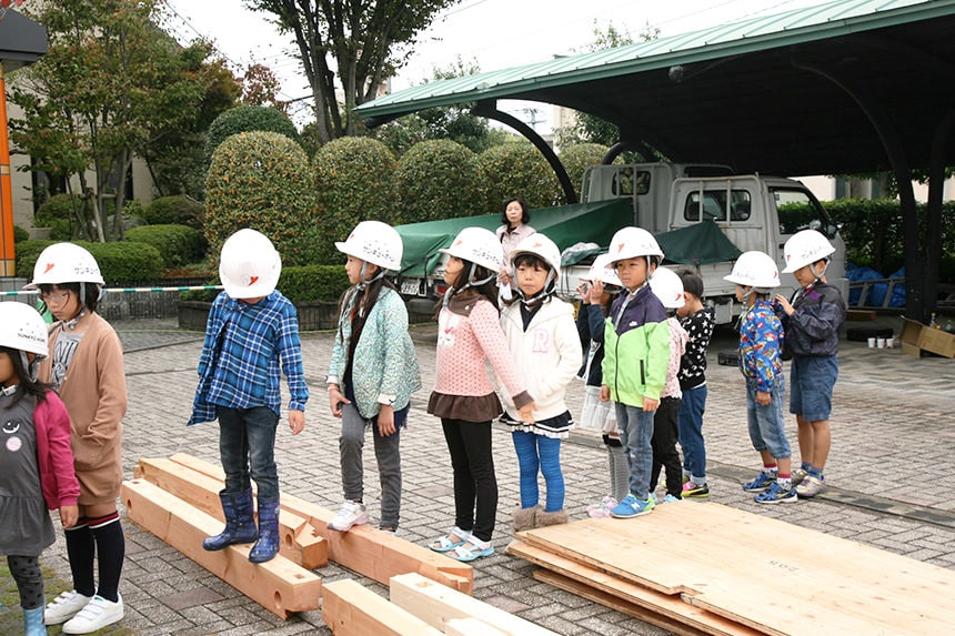 ちびっこ大工の本格お家づくり体験の様子01